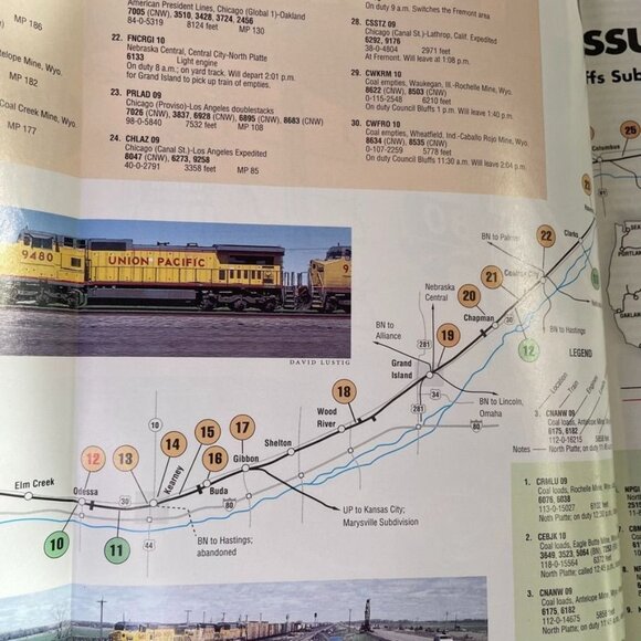 Trains Magazine Railroading Enthusiast November 1995 Vol 55 No 11 u Union Pacif - Picture 9 of 10